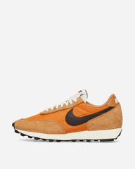 Daybreak Sneakers Flax / Velvet Brown