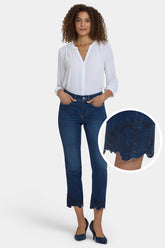 Marilyn Straight Ankle Jeans In Petite - Wonderland