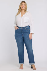 Marilyn Straight Jeans In Plus Size - Wild River