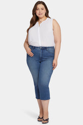 Joni Relaxed Capri Jeans In Plus Size - Splendid
