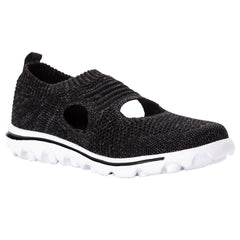 TravelActiv Avid Walking Shoes