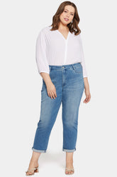 Margot Girlfriend Jeans In Petite Plus Size - Stunning