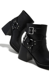 Daryn Block Heel Ankle Boots - Black