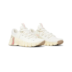 Free Metcon 5 'Sail Sanddrift' Women's (2023)