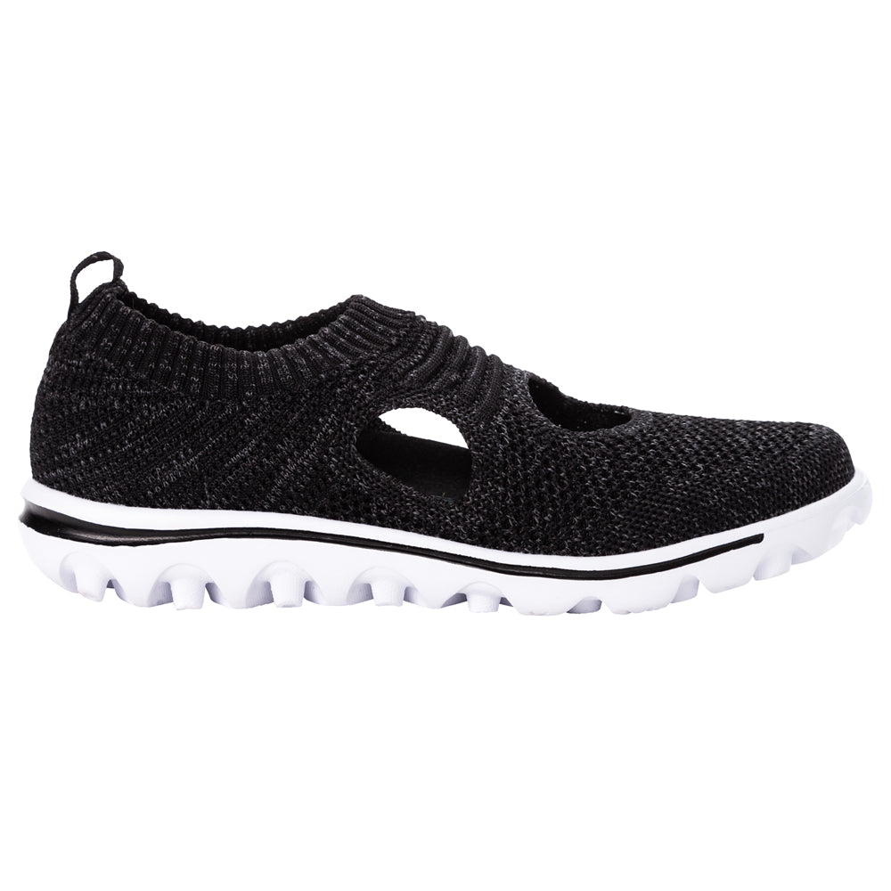 TravelActiv Avid Walking Shoes
