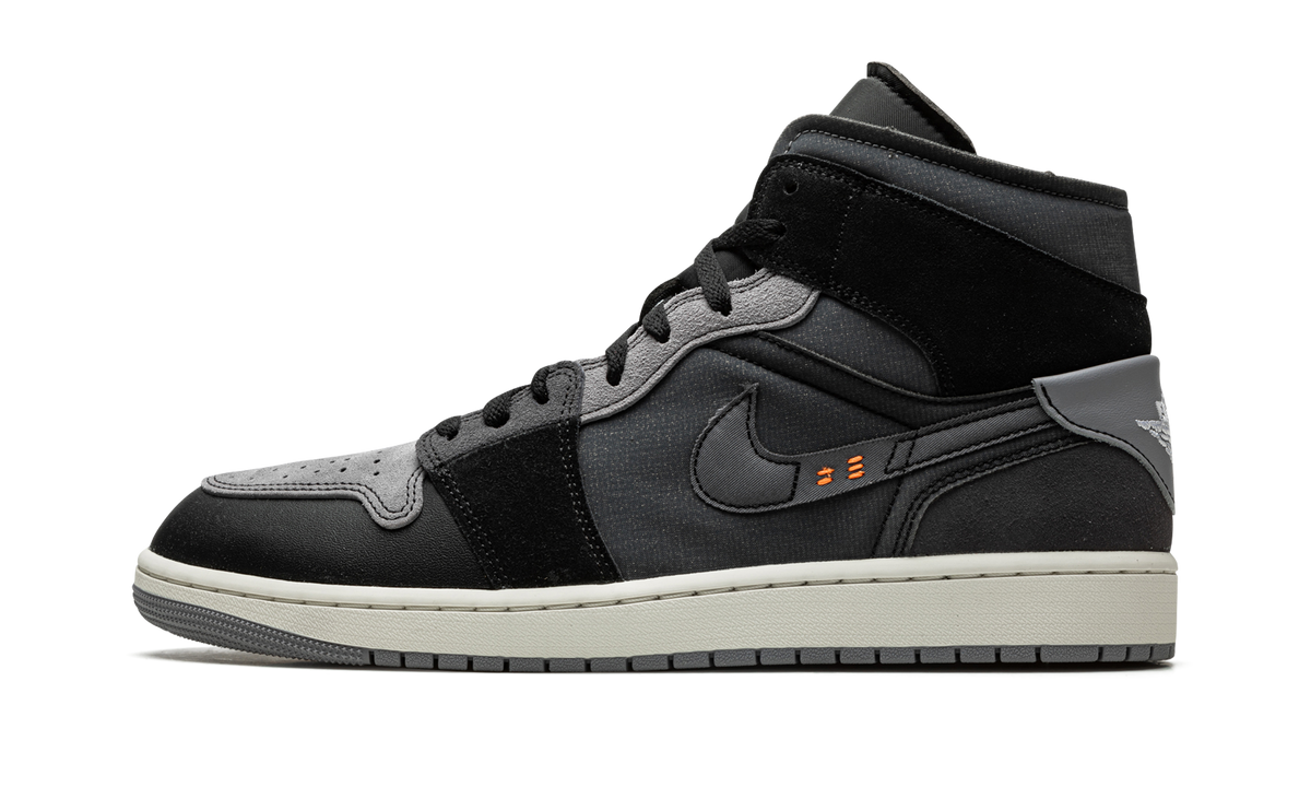 1 Mid SE Craft "Inside Out - Black" DM9652 001