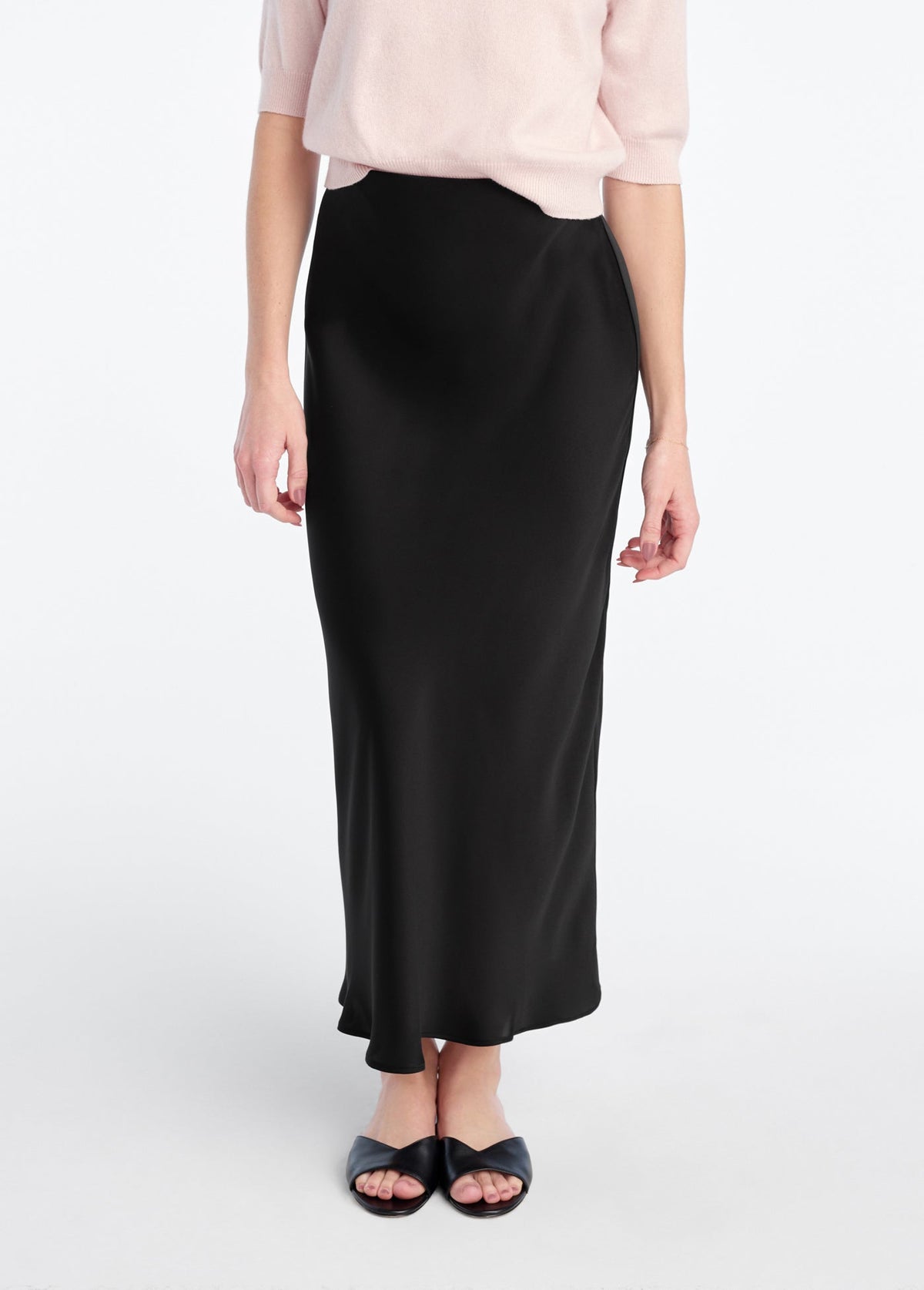 THE PETITE FAVORITE SKIRT