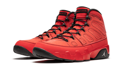 9 Retro "Motorboat Jones" 302370 645