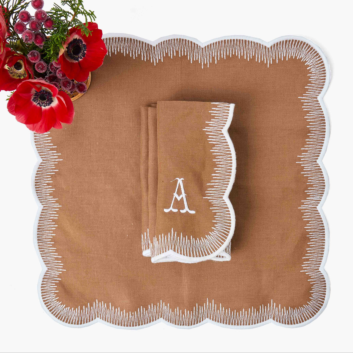Caramel Alathea Linen Napkins (Set of 4)