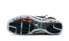 16 Retro 683075 106